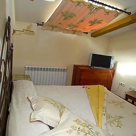 Hotel La Del Tietar 3*