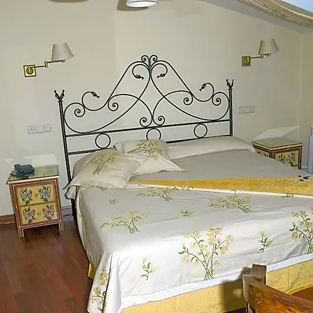 La Del Tietar Hotel 3*